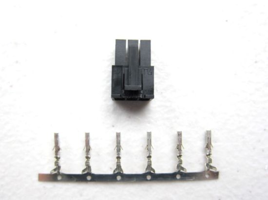 Picture of Speaker Connection Plug