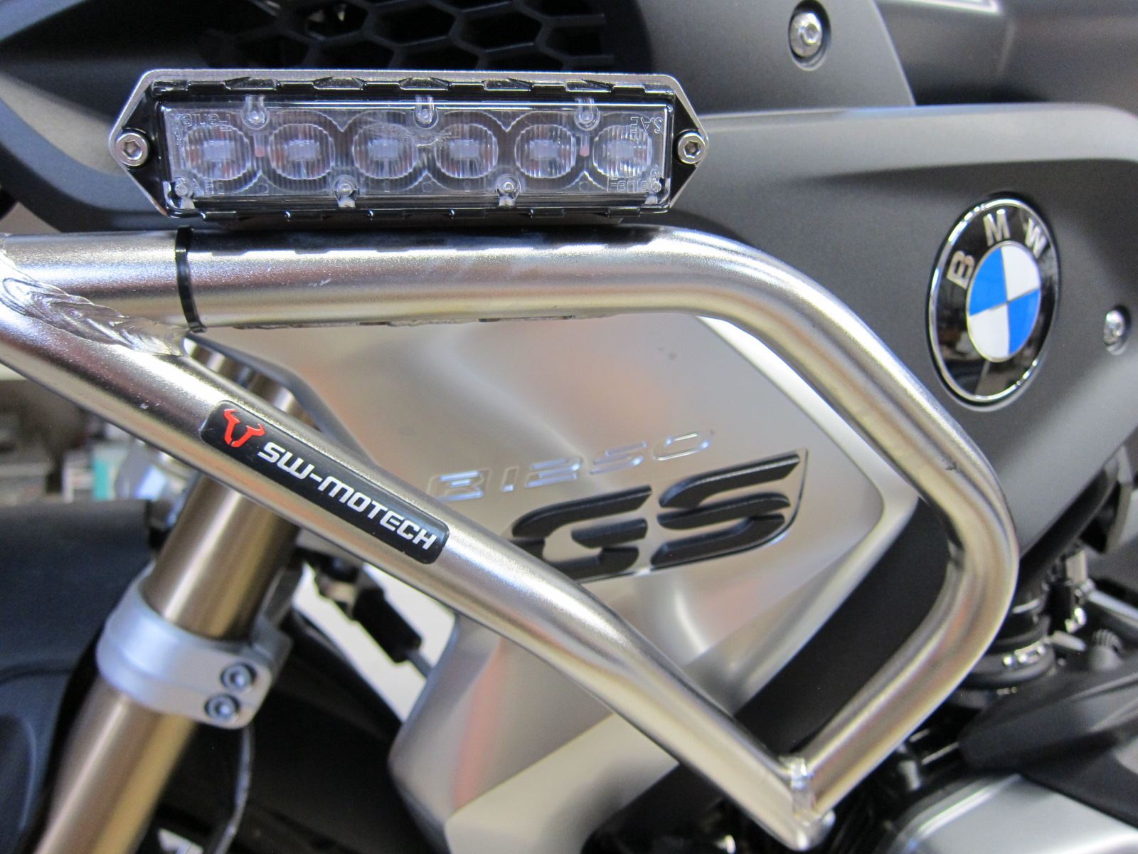 FMS Accessories. Protection Bar Side Emergency Light Mounting Bracket